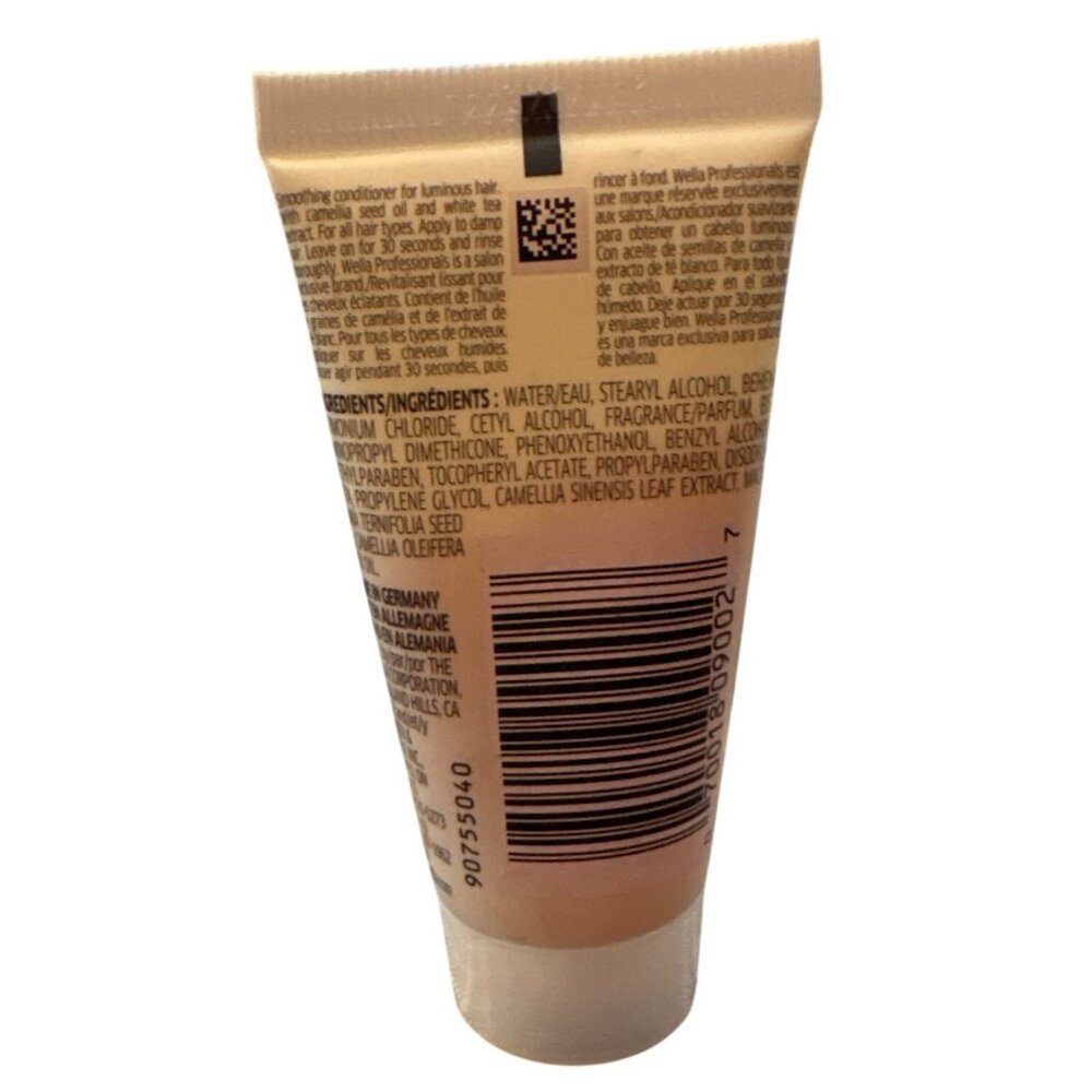 Wella Instant Conditioner Professionals Oil Reflections Luminous 1 Fl Oz - Picture 2 of 3